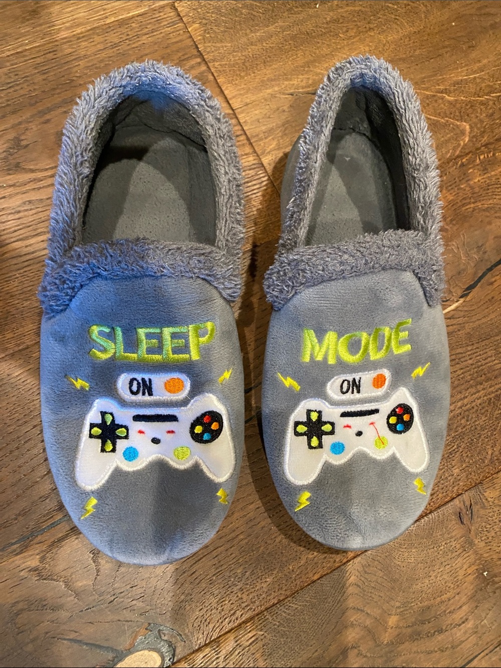 Sleep Mode Gamer Slippers - Gray with Neon Accents